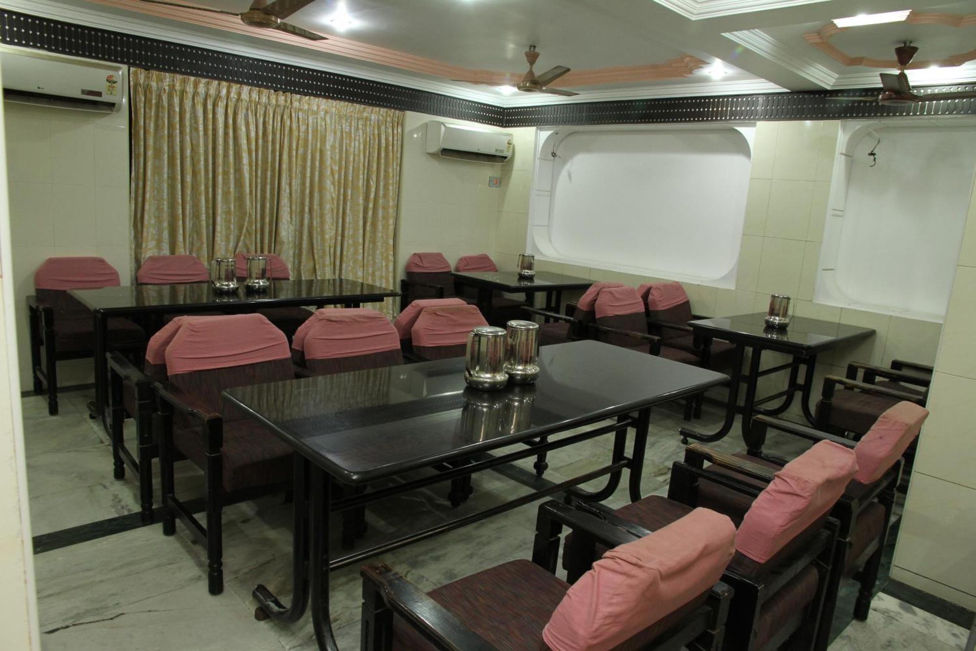 Hotel Sangam Канниякумари Экстерьер фото